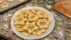 No-chill cut-out sugar biscuits: quick dough, crisp edges, ready to decorate