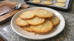 Thin & crispy vanilla sugar cookies — no chilling, no rolling, just a proper crunch