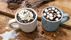 Thick, café-style hot chocolate at home – made with real dark chocolate and cocoa