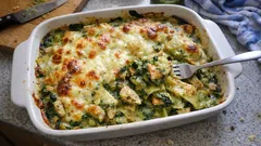 One pan pesto chicken and spinach lasagne bake