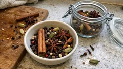 Homemade mulling spice mix for mulled wine and cider (and easy to gift)