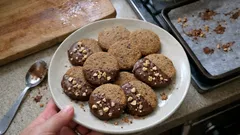 Coffee & hazelnut shortbread biscuits with an easy milk-chocolate dip